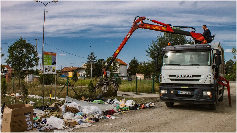 JKP "Higijena" apeluje na građane da otpad ne bacaju van kontejnera